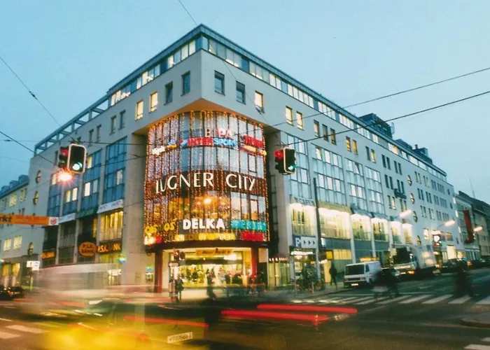 Shopping Center 8 Apartment Wien
